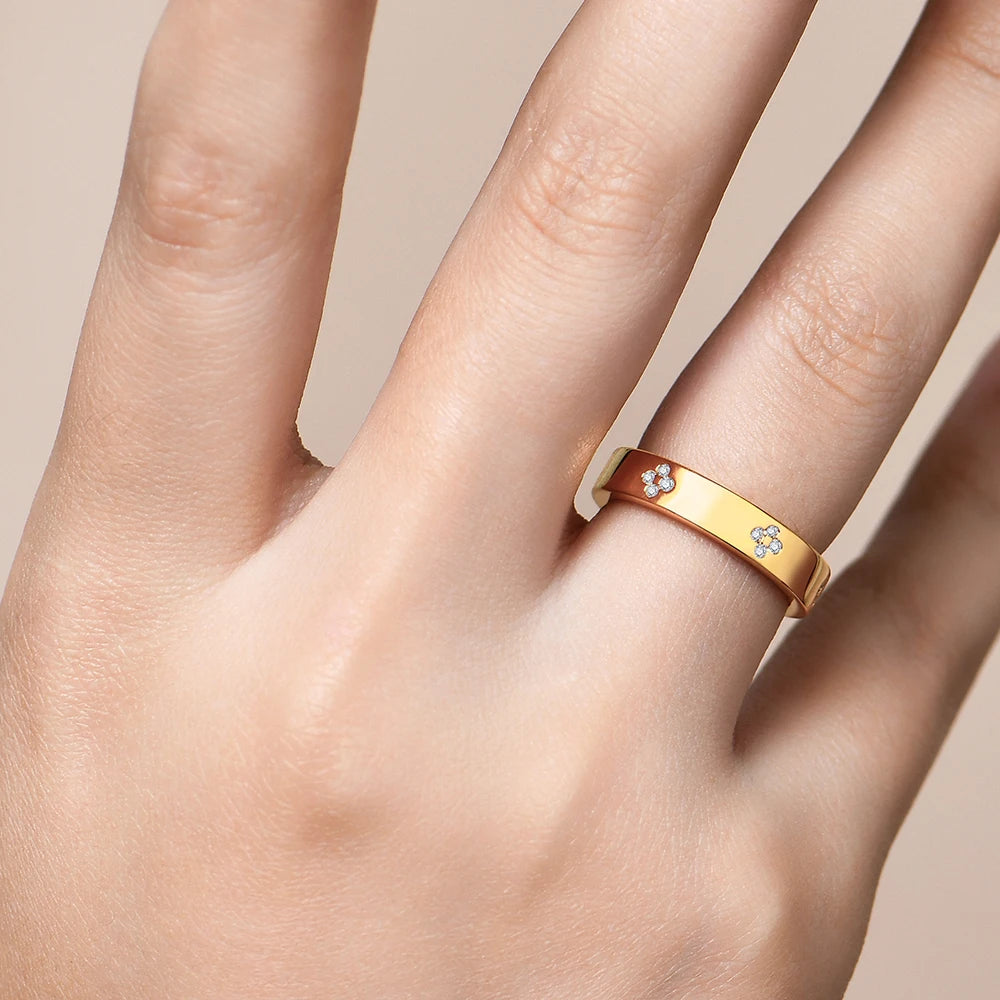 Eternelle Diamond Accent Ring