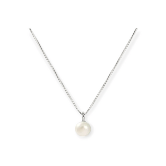 Single Pearl Pendant Necklace
